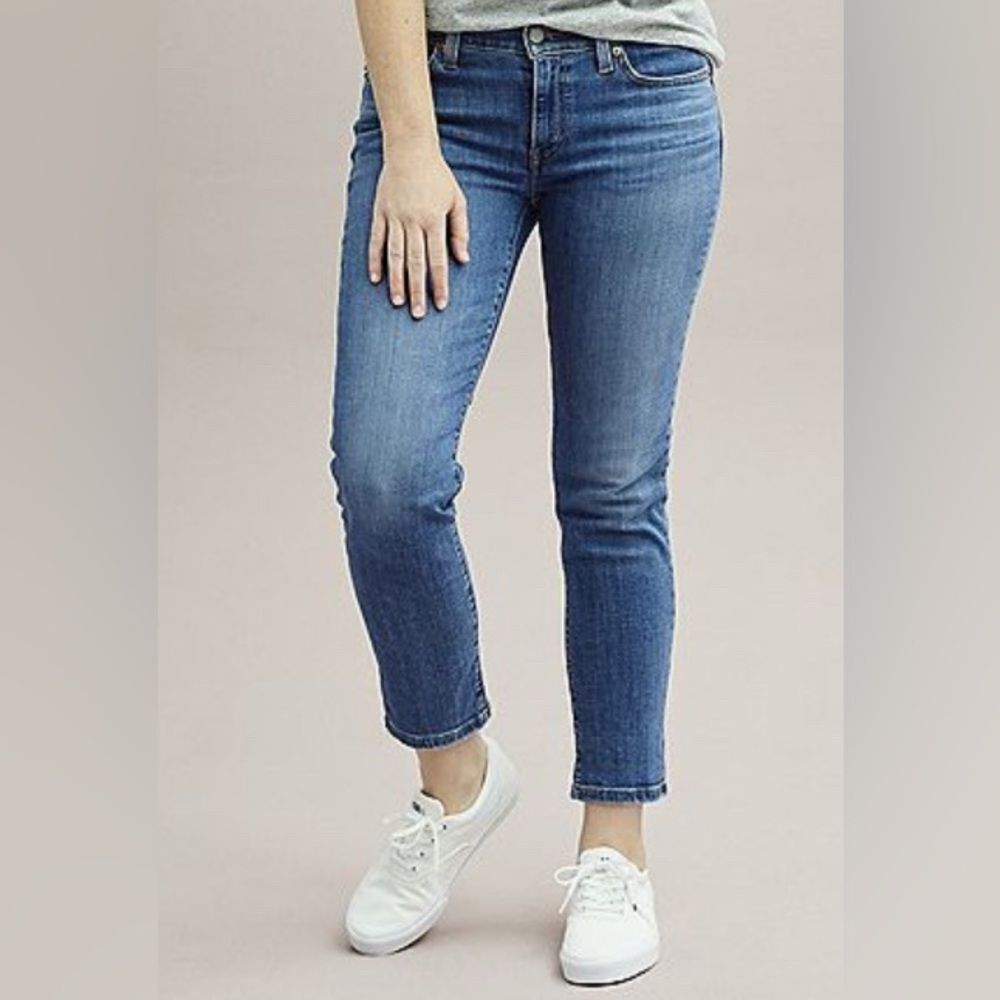 Levi’s Boyfriend Jeans Blue 14 (32w x 27l)  NWT